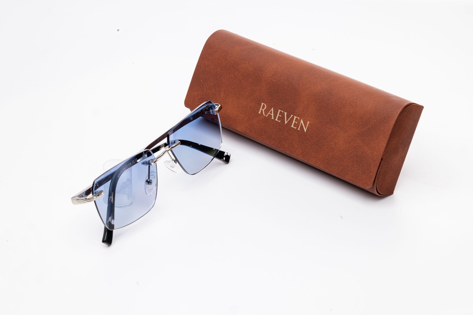 RAEVEN Mayfair